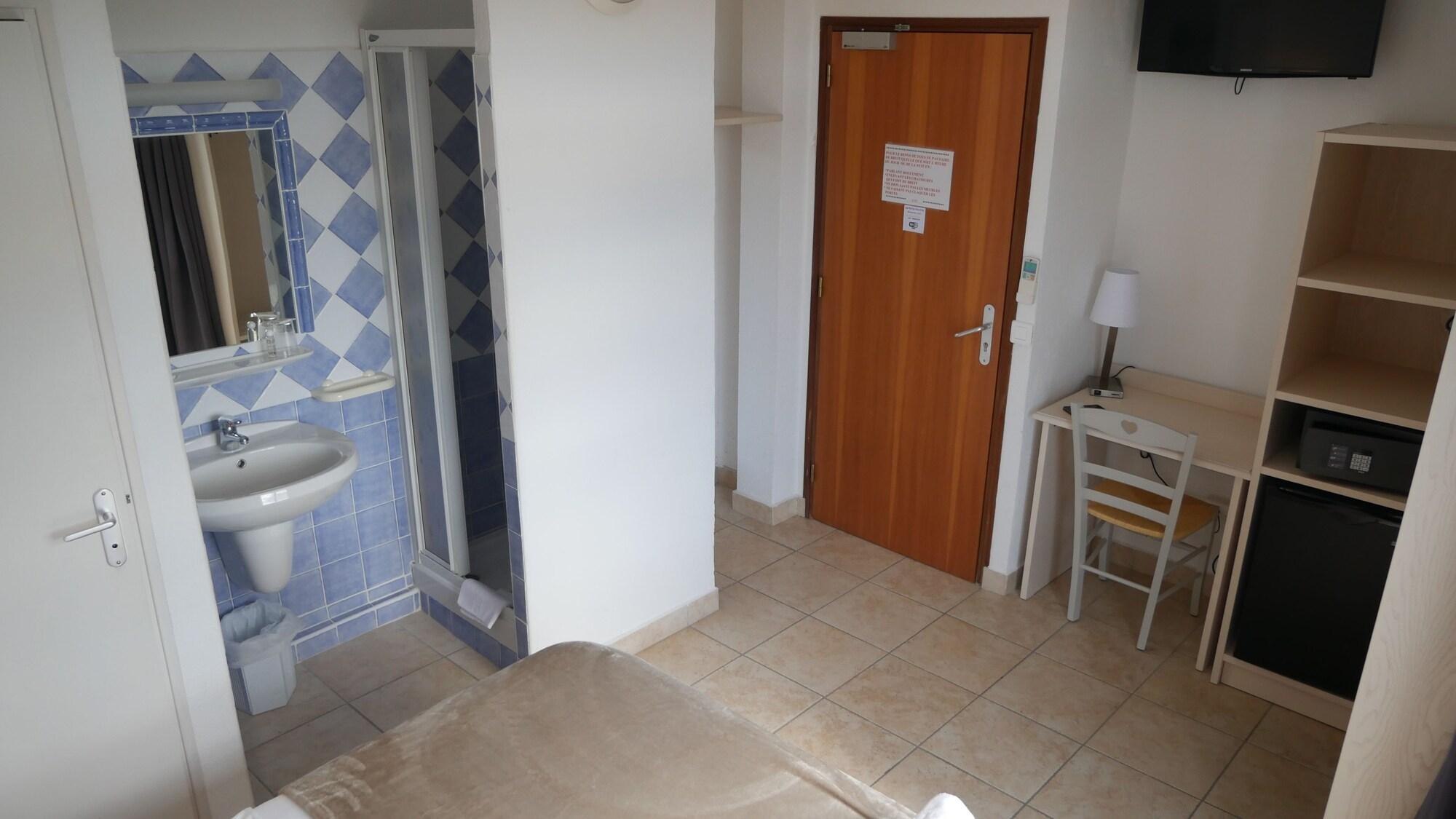 Corsica Hostel Porto-Vecchio, Partie Dortoirs Bagian luar foto