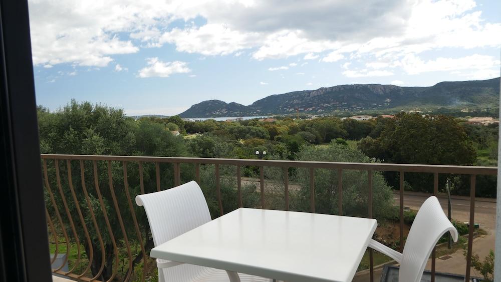 Corsica Hostel Porto-Vecchio, Partie Dortoirs Bagian luar foto