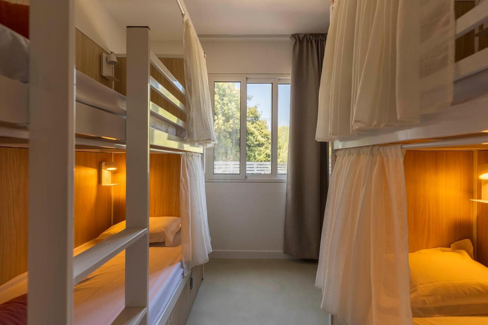 Corsica Hostel Porto-Vecchio, Partie Dortoirs Bagian luar foto