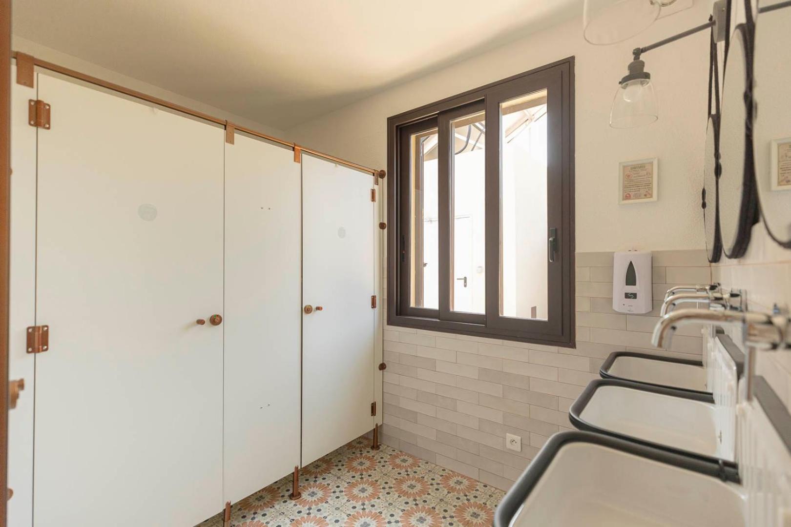 Corsica Hostel Porto-Vecchio, Partie Dortoirs Bagian luar foto