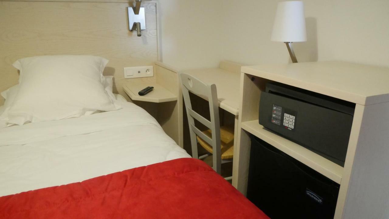 Corsica Hostel Porto-Vecchio, Partie Dortoirs Bagian luar foto