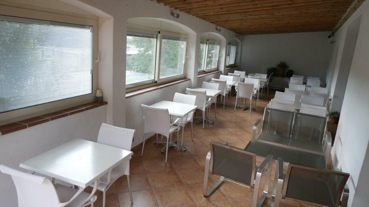 Corsica Hostel Porto-Vecchio, Partie Dortoirs Bagian luar foto